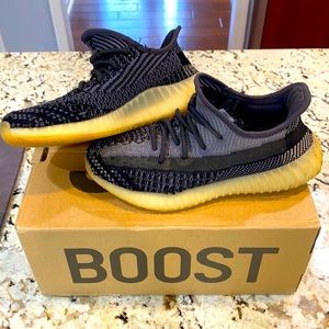 Yeezy 350 boys 5.5 authentic